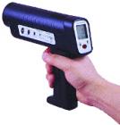 測溫范圍:-25℃-1200℃;測量精度:讀數(shù)值的±1%或±1℃,環(huán)境溫度為23℃±5℃;重復(fù)精度:讀數(shù)值的±0.5%或±0.5℃. 
