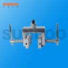 SJJ-15實驗夾具 ,適用范圍：木塊、玻璃、皮革、紙張等片狀，塊狀物的拉力、破壞力測試。 最大負荷：5000N
 
