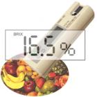 DRB28-65 糖度數(shù)顯折射儀 測量范圍：Brix: 28-65%;分辯率;Brix:0.1% ;精度:Brix:0.2%用來測量與糖有關(guān)的溶液（如水果汁、軟飲料、酒等），確定食物、飲料的糖含量以及水果的最佳成熟期，控制生產(chǎn)過程溶液的濃度.


