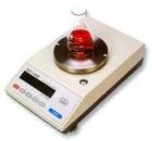 MP200A 電子精密天平,新一代電磁式稱量傳感器，使產(chǎn)品的精度有了可靠保障。具有全自動(dòng)故障檢測(cè)，自動(dòng)校準(zhǔn)，超載保護(hù)等多種應(yīng)用程序,內(nèi)置RS232C接口，設(shè)有計(jì)件、百分比、單位轉(zhuǎn)換等功能、可直接連接計(jì)算機(jī)、打印機(jī)等。最大稱量:210g;可讀性:1mg 
