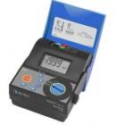 MI2127 精密接地電阻測(cè)試儀,采用傳統(tǒng)的打地樁方式來(lái)測(cè)量接地電阻，可用二、三、四線法，可測(cè)量土壤電阻率。接地電阻（四線方法）范圍 0-19.99K Ω ,土壤電阻率范圍：0-1999K Ω M 
 