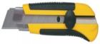 25MM DYNAGRIP 割刀: 旋轉(zhuǎn)鎖鈕，有效安全的縮緊刀片。25mm加寬刀片，工作壽命更長。內(nèi)存1片刀片。人體工程學(xué)手柄，握持舒適。標準史丹利黃色ABS刀身。
