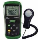 數(shù)字照度計DT-1308 測量范圍:40，400，4000，40000,300000LUX ;精確度:±(3.5%讀數(shù)＋20個數(shù)字) (＜40,000lux) ;精確度:±(4.0%讀數(shù)+20個數(shù)字)(＞40,000lux)