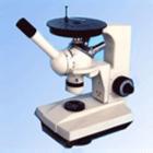 4X1金相顯微鏡是用來(lái)鑒定和分析各種金屬和合金的組織結(jié)構(gòu)，可廣泛地應(yīng)用在工廠或?qū)嶒?yàn)室進(jìn)行鑄件質(zhì)量的鑒定；原材料的檢驗(yàn)或?qū)Σ牧咸幚砗蠼鹣嘟M織的研究分析等工作。本儀器可配用攝影裝置進(jìn)行顯微攝影。倒置,單目物鏡,10X,40X(平場(chǎng)),100X(油)  (100-1250X)