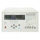 TH2817型LCR數(shù)字電橋是一種高精度、寬測試范圍的阻抗測量儀器， 可方便選擇100Hz、120Hz、1kHz、10kHz、40kHz、100kHz六個(gè)典型測試頻率，并可選擇0.1Vrms、0.3Vrms、1.0Vrms三個(gè)測試信號(hào)電平。可測量電感L、電容C、電阻R等多種參數(shù)。 