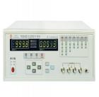 TH2810B    LCR數(shù)字電橋  四個測試頻率點，最高至10kHz, 30Ω 、100Ω兩種不同信號源輸出阻抗可使儀器測量結(jié)果與眾多LCR結(jié)果相一致，同時也能適應(yīng)陶瓷電容器對測量電平的要求