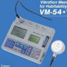 VM-54A超低頻測(cè)振儀主要用于測(cè)量各類船只，工廠、建筑現(xiàn)場(chǎng)等振動(dòng)情況，可同時(shí)測(cè)量X、Y、Z三個(gè)方向的振動(dòng)加速度或速度。頻率范圍：1～80Hz。測(cè)量數(shù)據(jù)能以 CSV 格式保存在 CF 存儲(chǔ)卡上，非常便于數(shù)據(jù)管理，編輯及打印。