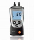 testo 510  差壓儀 0～100 hPa差壓測量，顯示滿量程的壓力值，溫度補償，背部帶磁鐵，便于放置  連接皮托管，測量風速（產品不包括皮托管） 空氣密度補償

