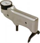 巴氏硬度計(jì) GYZJ934-1適用于軟金屬，例如：鋁及鋁合金、黃銅、銅和一些硬的塑料和玻璃鋼。大約的范為25-150Brinell（布氏硬度）150Brinell相當(dāng)于10mm球 承載500Kg壓力。