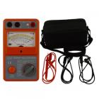 ●每種機(jī)型有三種額定電壓。

●絕緣阻值采用對(duì)數(shù)分度線(xiàn)，均勻清晰，讀數(shù)方便。

●線(xiàn)性交流電壓表刻度提供300V或600V的量程。

●強(qiáng)帶載能力，輸出短路電流大于1mA。。

●防塵防潮結(jié)構(gòu)，適于戶(hù)外操作。

●體積小，重量輕，操作簡(jiǎn)捷，攜帶方便。

●電池供電，低功耗。

●電池容量檢查功能。

●線(xiàn)性交流電壓表刻度提供300V或600V的量程。
