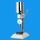 功 能：
　　LX-D 型邵氏硬度計(jì)可裝配在本公司配套生產(chǎn)的LD邵氏硬度計(jì)支架上使用，可提高測(cè)試精度。
