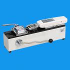 說明： 
ADL端子拉力測試儀是我公司針對線束及電子行業(yè)研制開發(fā)的一種檢測設備，專用于檢測各種線束接線端子的拉脫力。可配置NK、HF推拉力計和專用夾具，本儀器具有設備小巧、控制準確、測量精度高、試件裝夾方便、操作簡單等特點，是線束生產廠家確保產品質量的理想設備。
