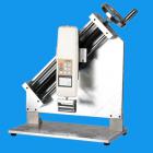 說明： 
ABL90度剝離力專用測試臺，專為NK、HF系列推拉力計配備，可組合成不同用途的試驗(yàn)機(jī)臺，專門用于試驗(yàn)PC板上銅箔電路附著力或錫箔、鋁箔、膠布等。黏著于物體表面牢度。試驗(yàn)時以垂直之角度剝離試樣。以測得實(shí)際強(qiáng)度。
