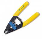 產(chǎn)品特點(diǎn)

· V形刃口提供了更寬的剝除光纖外護(hù)套的范圍（250μm至900μm）

· 可更換的精密刀片使剝除護(hù)套十分快捷

· 帶導(dǎo)角的孔使光纖更易插入

· 改進(jìn)后的復(fù)位彈簧使鉗柄開合自如

· 新設(shè)計的彩色標(biāo)尺使光纖和孔徑更易識別

