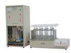技術(shù)指標(biāo)  Specifications  

測(cè)定范圍：含氮量0.05%-90%；                                                   

精  度：相對(duì)差≤2%，平行差≤0.2%

測(cè)定時(shí)間：消化45分鐘左右（視樣品含氮量而定）， 蒸餾6分鐘左右

電  源：AC220V/50 Hz

功  率：消化器（四孔）1200W    （八孔）2400W        

體  積：04消化器650×220×150

        08消化器730×300×150

        蒸 餾 器380×330×740單位（mm）

